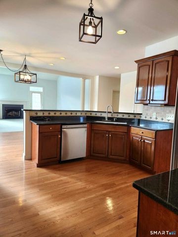 3 Brookside Drive 3, Middlebury, CT 06762