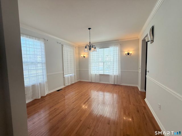 3 Brookside Drive 3, Middlebury, CT 06762