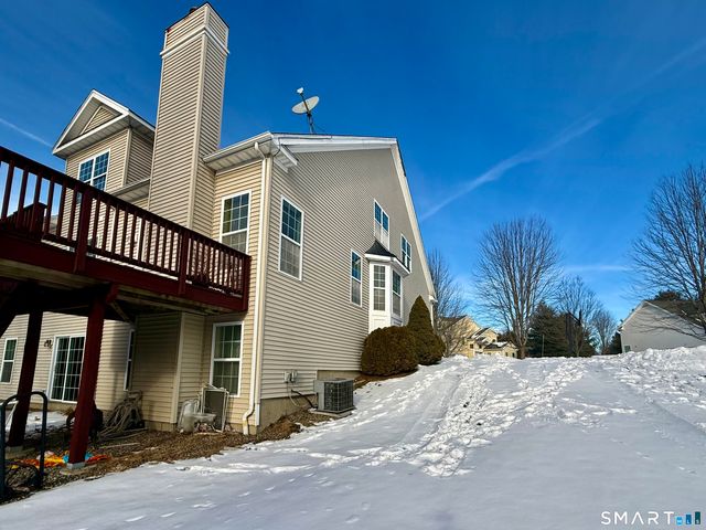 3 Brookside Drive 3, Middlebury, CT 06762