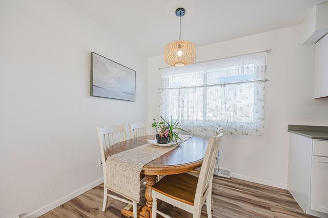 519 10th Avenue E, West Fargo, ND 58078