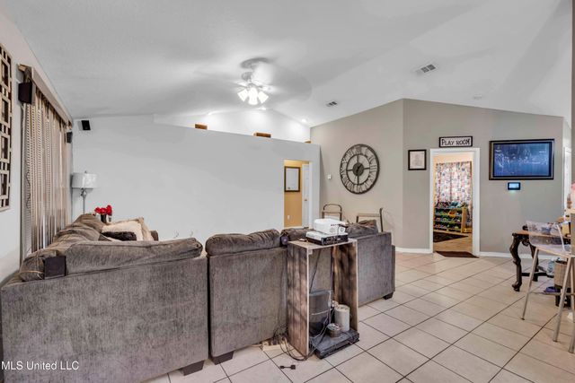 13614 Huntington Circle, Gulfport, MS 39503