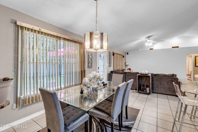 13614 Huntington Circle, Gulfport, MS 39503