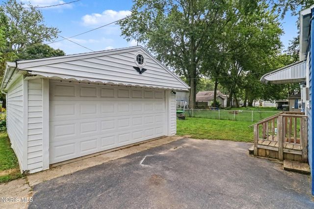 5518 Merriman Drive, Sylvania, OH 43560