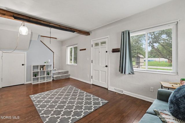 5518 Merriman Drive, Sylvania, OH 43560