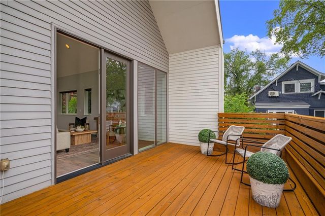 2549 Tracy Avenue, Kansas City, MO 64108