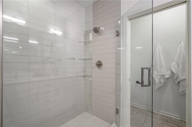 2549 Tracy Avenue, Kansas City, MO 64108