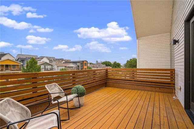 2549 Tracy Avenue, Kansas City, MO 64108