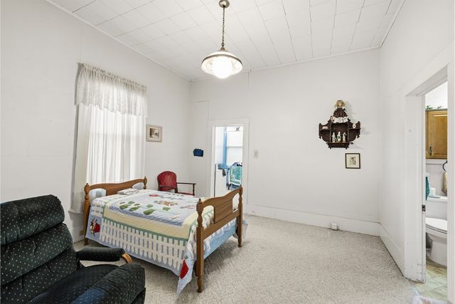 1028 Jefferson St, Kerrville, TX 78028