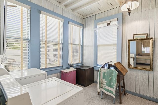 1028 Jefferson St, Kerrville, TX 78028