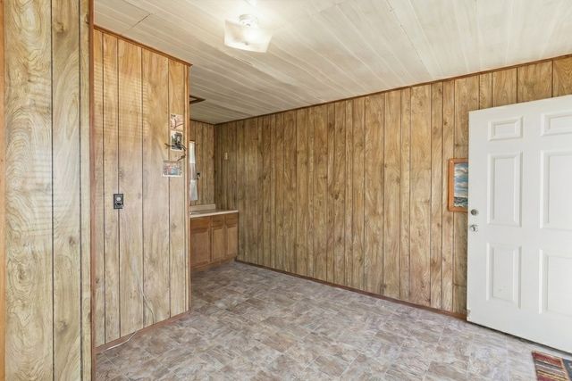 1028 Jefferson St, Kerrville, TX 78028