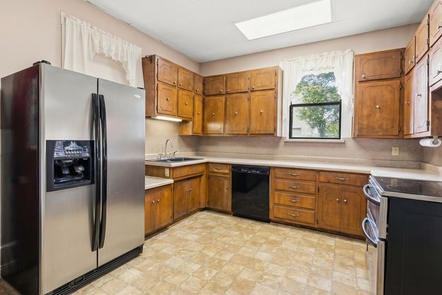 1028 Jefferson St, Kerrville, TX 78028