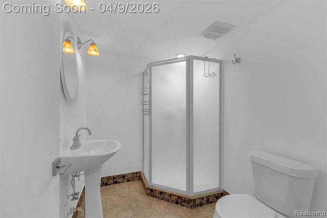 714 9th Street, Wyandotte, MI 48192