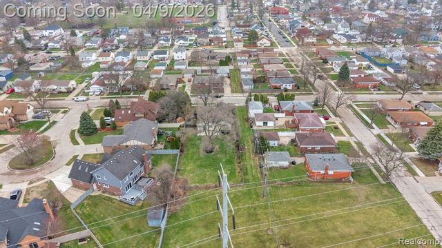 714 9th Street, Wyandotte, MI 48192