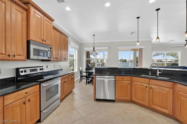 12532 Stone Tower LOOP, Fort Myers, FL 33913