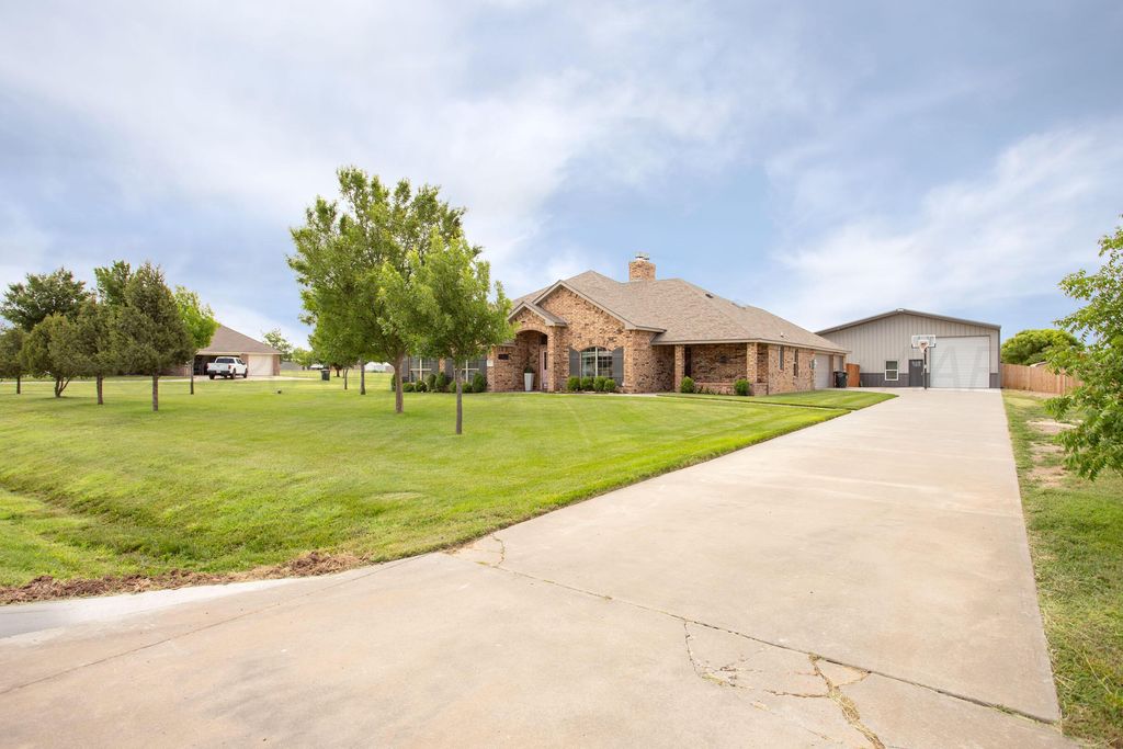 19601 W COUNTY ROAD 34, Amarillo, TX 79119