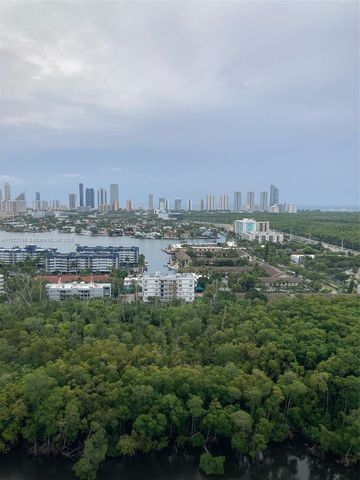 16385 Biscayne Blvd 2418, North Miami Beach, FL 33160