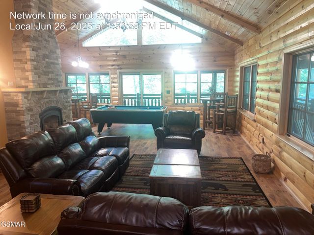 414 SWAYING PINES Drive, Sevierville, TN 37876