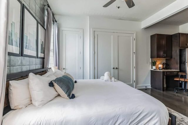 210 30th Ave N Apt 207, Nashville, TN 37203