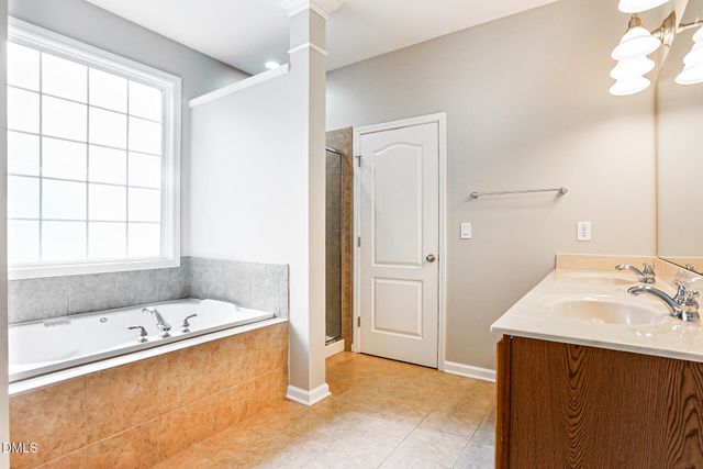 1033 Crystalwater Drive, Fuquay Varina, NC 27526