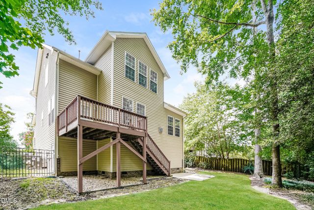 1033 Crystalwater Drive, Fuquay Varina, NC 27526
