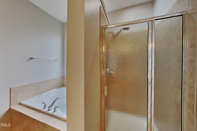 1033 Crystalwater Drive, Fuquay Varina, NC 27526