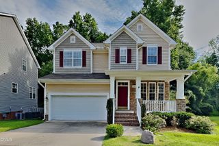 1033 Crystalwater Drive, Fuquay Varina, NC 27526