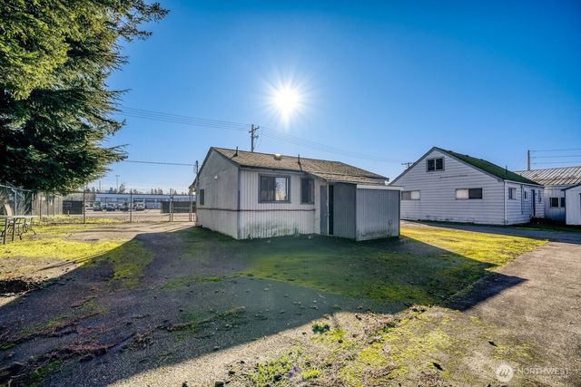 3817 94th Street SW, Lakewood, WA 98499