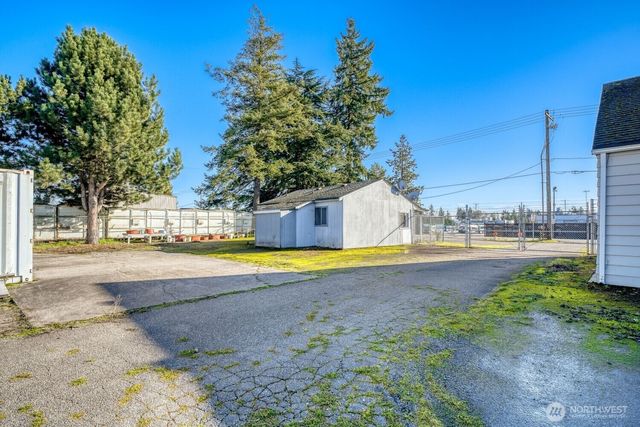 3817 94th Street SW, Lakewood, WA 98499
