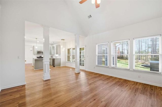 1578 Ridge Point Drive, Lawrenceville, GA 30043