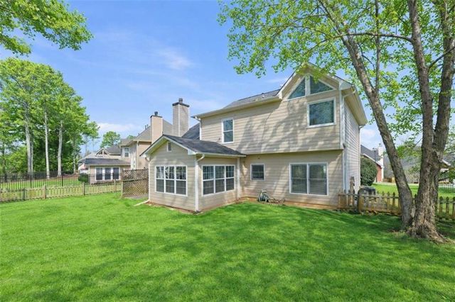 1578 Ridge Point Drive, Lawrenceville, GA 30043