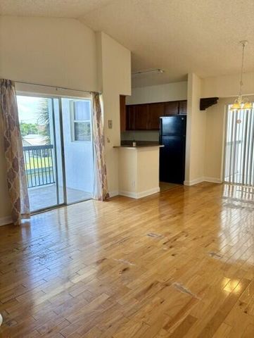 7610 WESTWOOD Drive 127, Tamarac, FL 33321