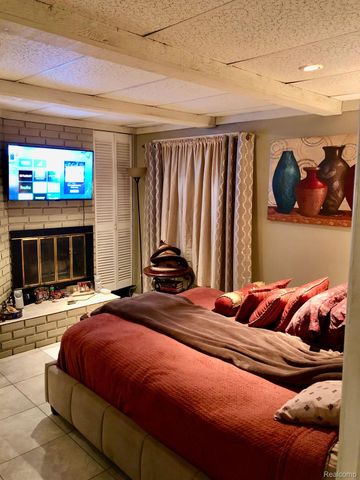 5522 ASHLEY Street, Detroit, MI 48236