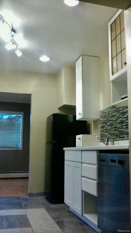 5522 ASHLEY Street, Detroit, MI 48236