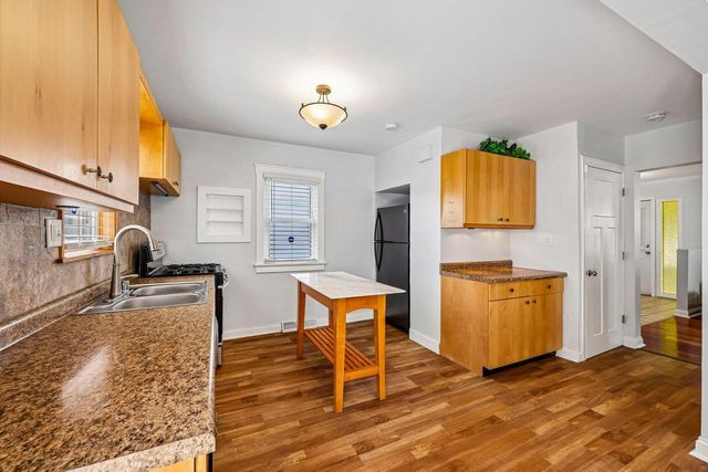 524 S Oak Park COURT, Milwaukee, WI 53214
