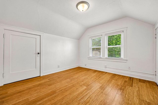 524 S Oak Park COURT, Milwaukee, WI 53214