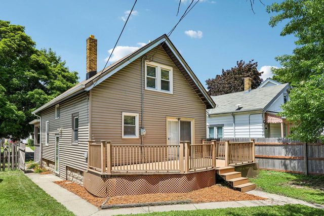 524 S Oak Park COURT, Milwaukee, WI 53214