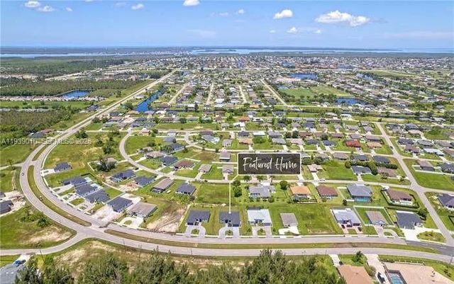 324 EL DORADO BLVD S, Cape Coral, FL 33991