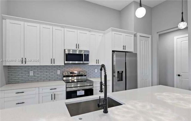 324 EL DORADO BLVD S, Cape Coral, FL 33991