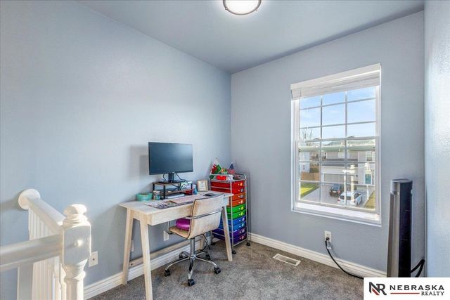 2201 S River Rock Dr Drive, Papillion, NE 68046