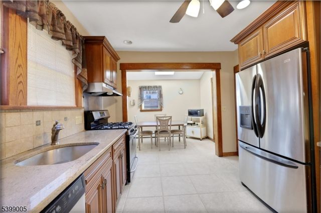 80 Garfield Place, Totowa Boro, NJ 07512