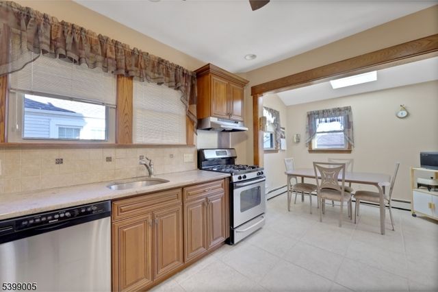 80 Garfield Place, Totowa Boro, NJ 07512