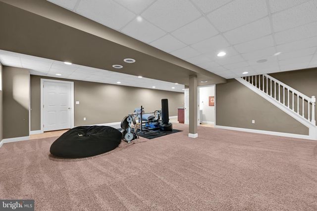 321 CATHERINE CT, Lebanon, PA 17042