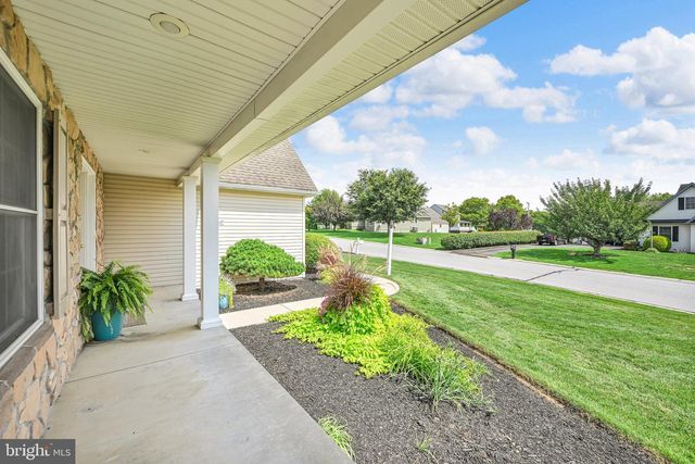 321 CATHERINE CT, Lebanon, PA 17042