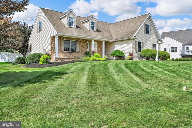 321 CATHERINE CT, Lebanon, PA 17042