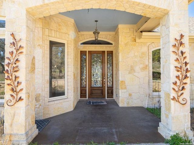 198 ECHO FALLS RD, Comfort, TX 78013