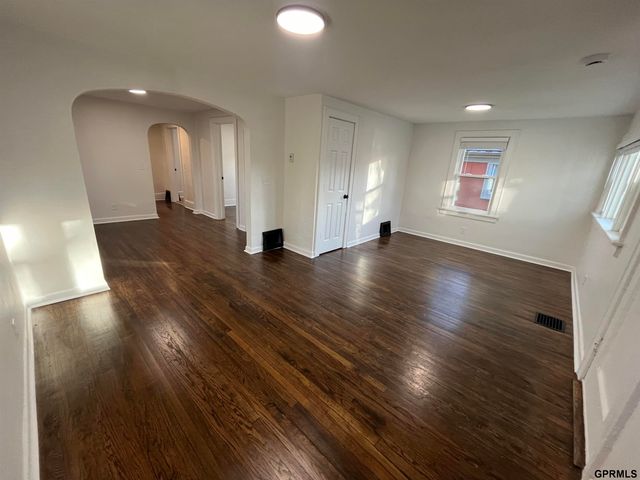 3343 N 40th Avenue, Omaha, NE 68111