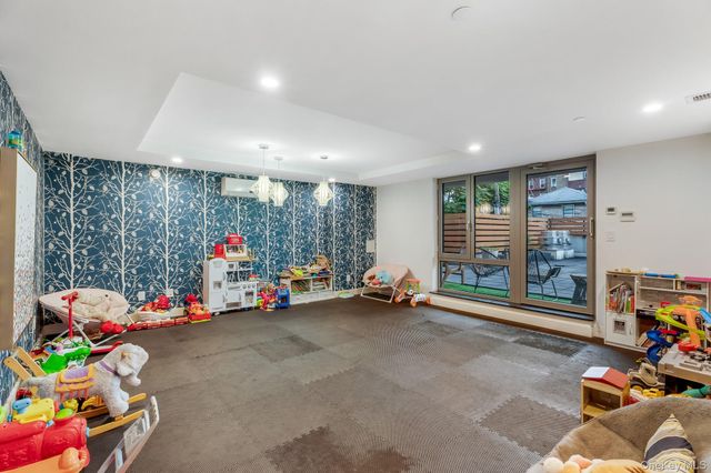 2128 Ocean Avenue 9D, Brooklyn, NY 11229