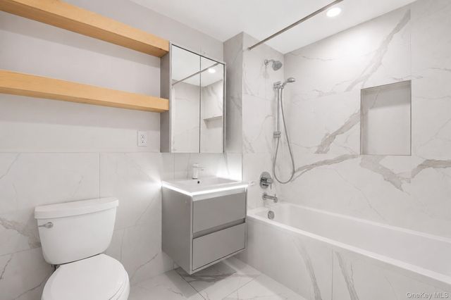 2128 Ocean Avenue 9D, Brooklyn, NY 11229