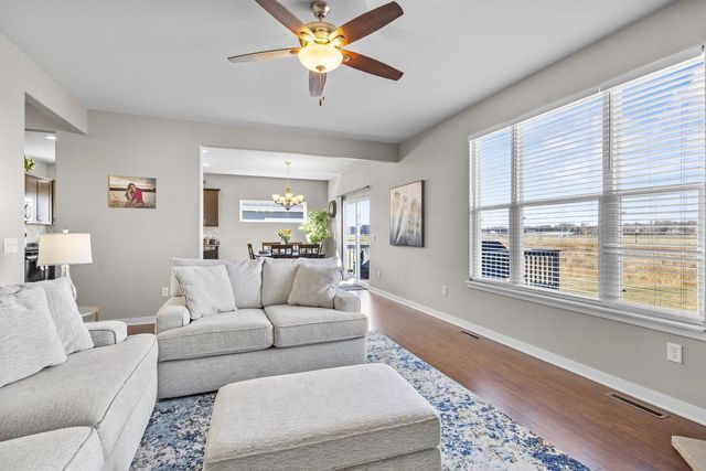 466 CRESCENDO Drive, Sun Prairie, WI 53590