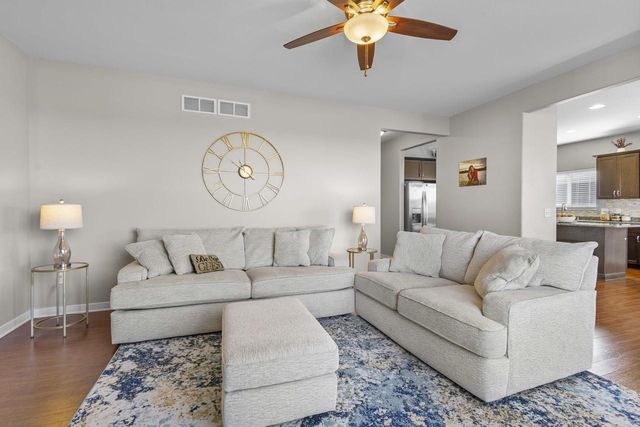 466 CRESCENDO Drive, Sun Prairie, WI 53590